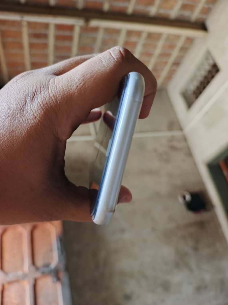 IPhone 11 ! 6
