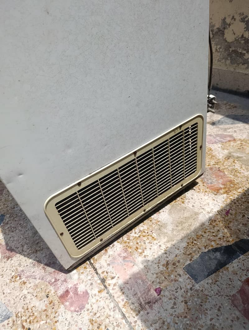deep freezer 1