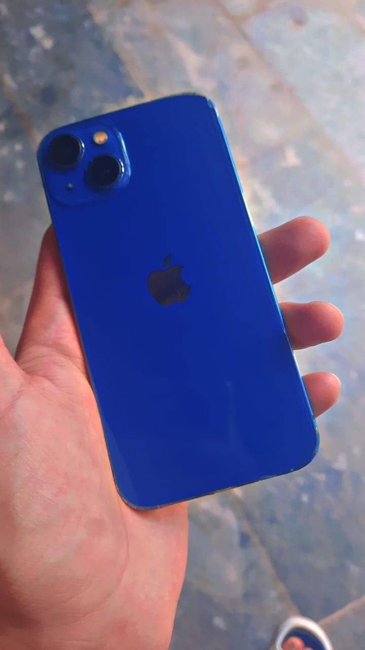 iPhone 13 2