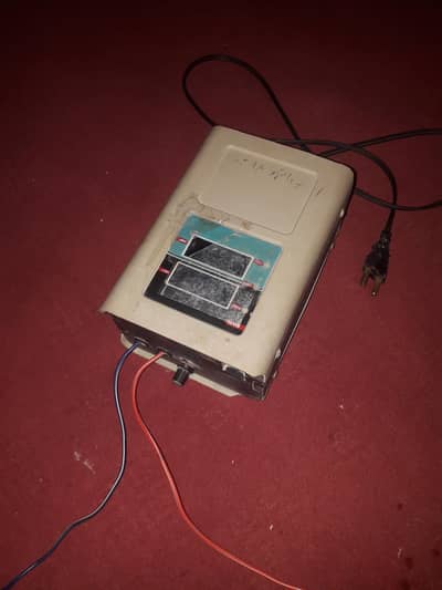 12 Volt Power Supply