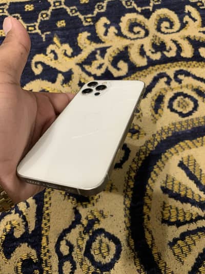 Apple iPhone 12 Pro