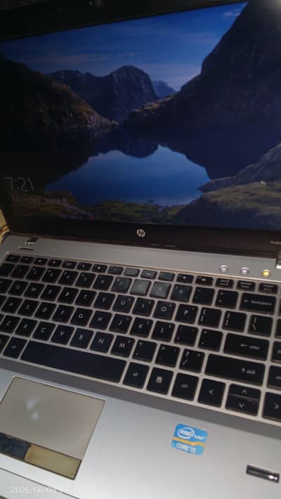 corei5 8gb ram,128gb SSD, 2nd generation. WhatsApp: 03175004811