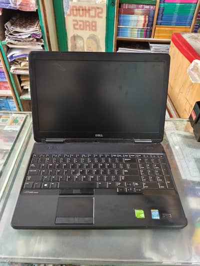 Dell Laptop For Sale  best for graphic and freelance.