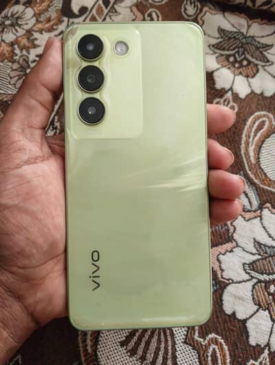 Vivo Y100