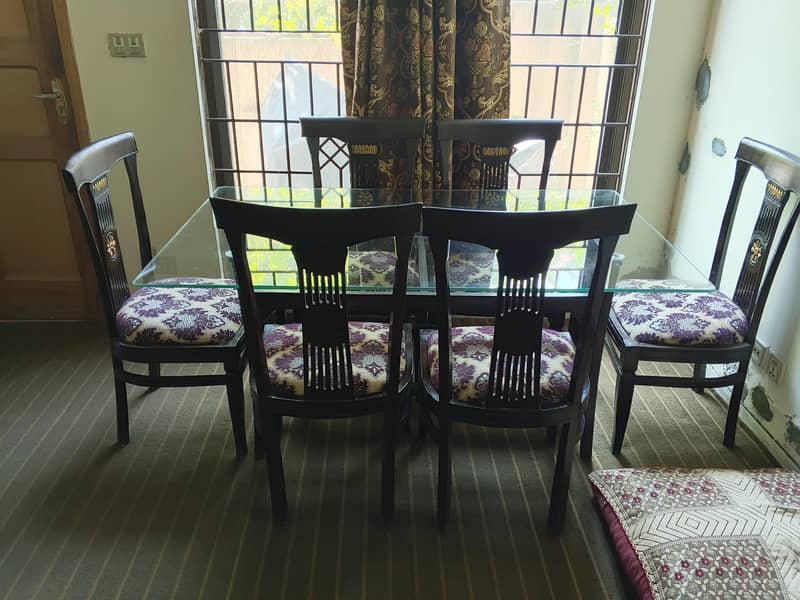 Dining table with 6 chairs 2