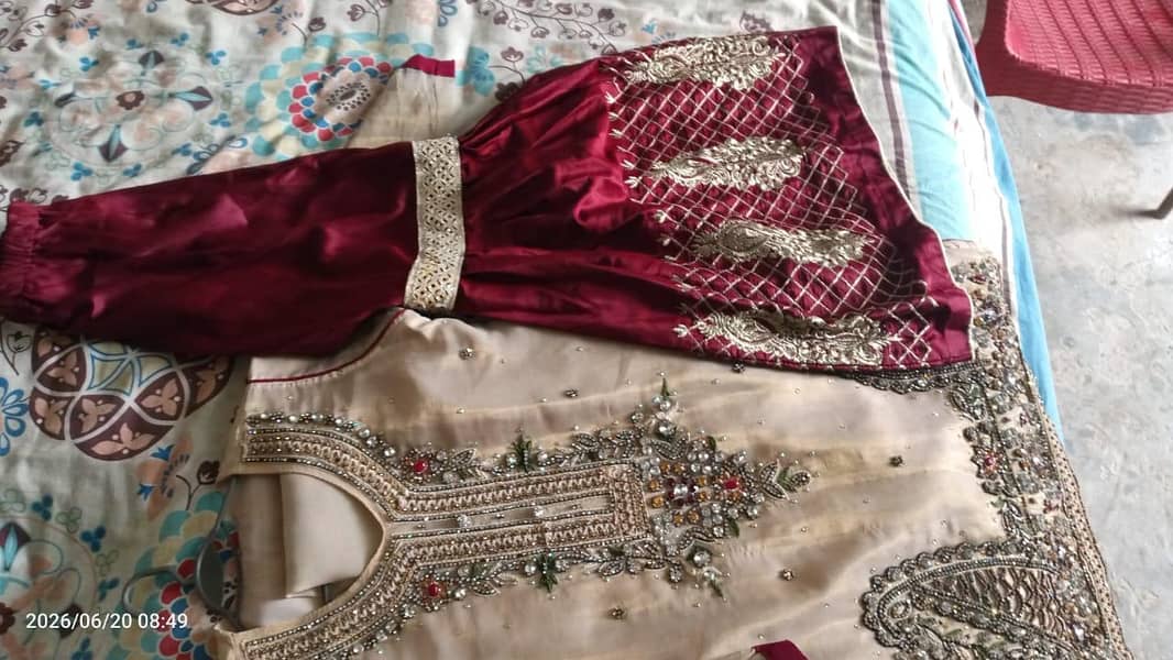 Dresses 0