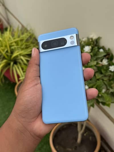 Google Pixel 8 Pro