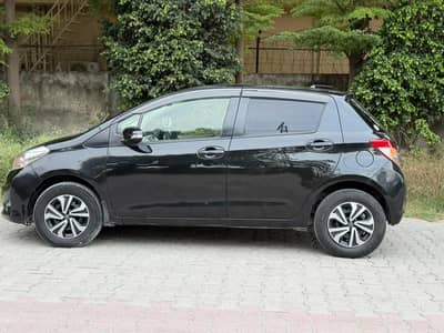 Toyota Vitz 2014