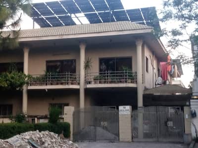 I-8 Beautiful One Kanal Ground Portion With Separate Gate For Rent