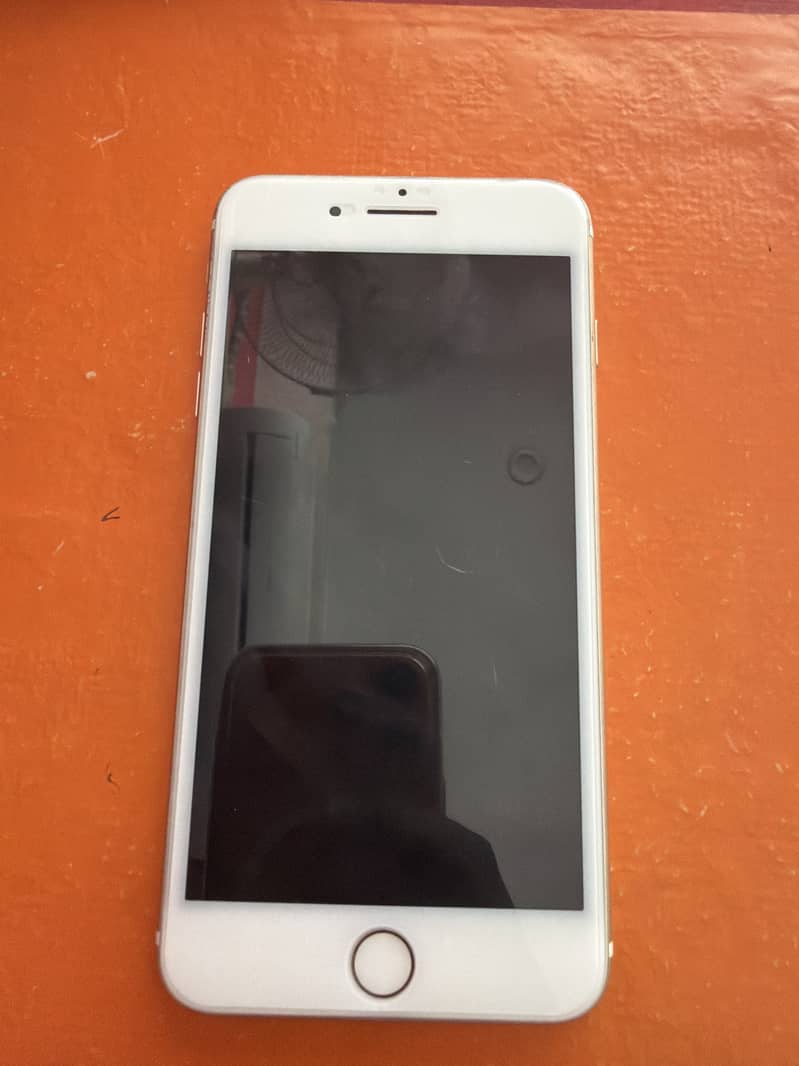 Apple iPhone 7 Plus 1