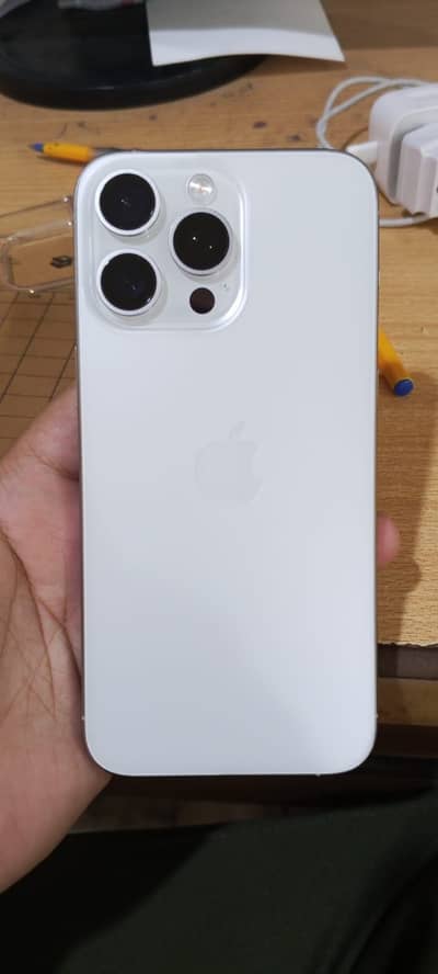 Apple iPhone 15 Pro Max