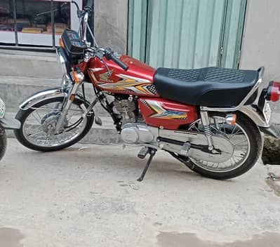 Honda CG 125 2025