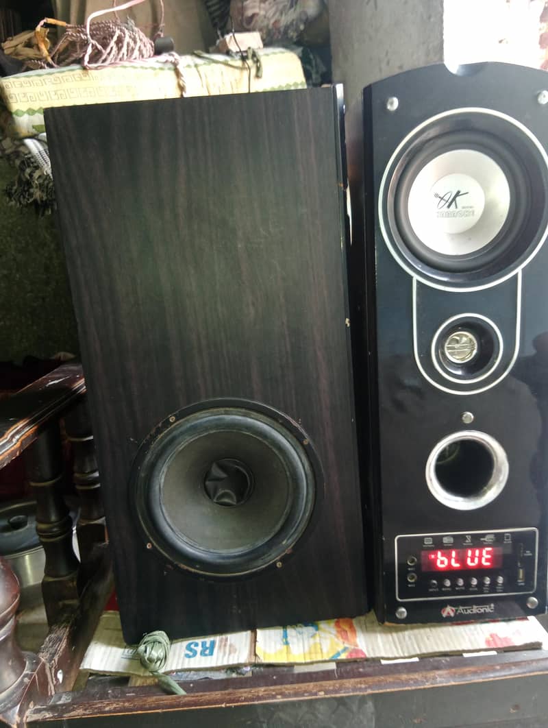 Audionic  buffer speaker 5
