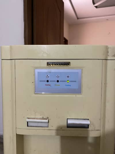 Water dispenser | cool +Hot | Excellent condition |Lahore