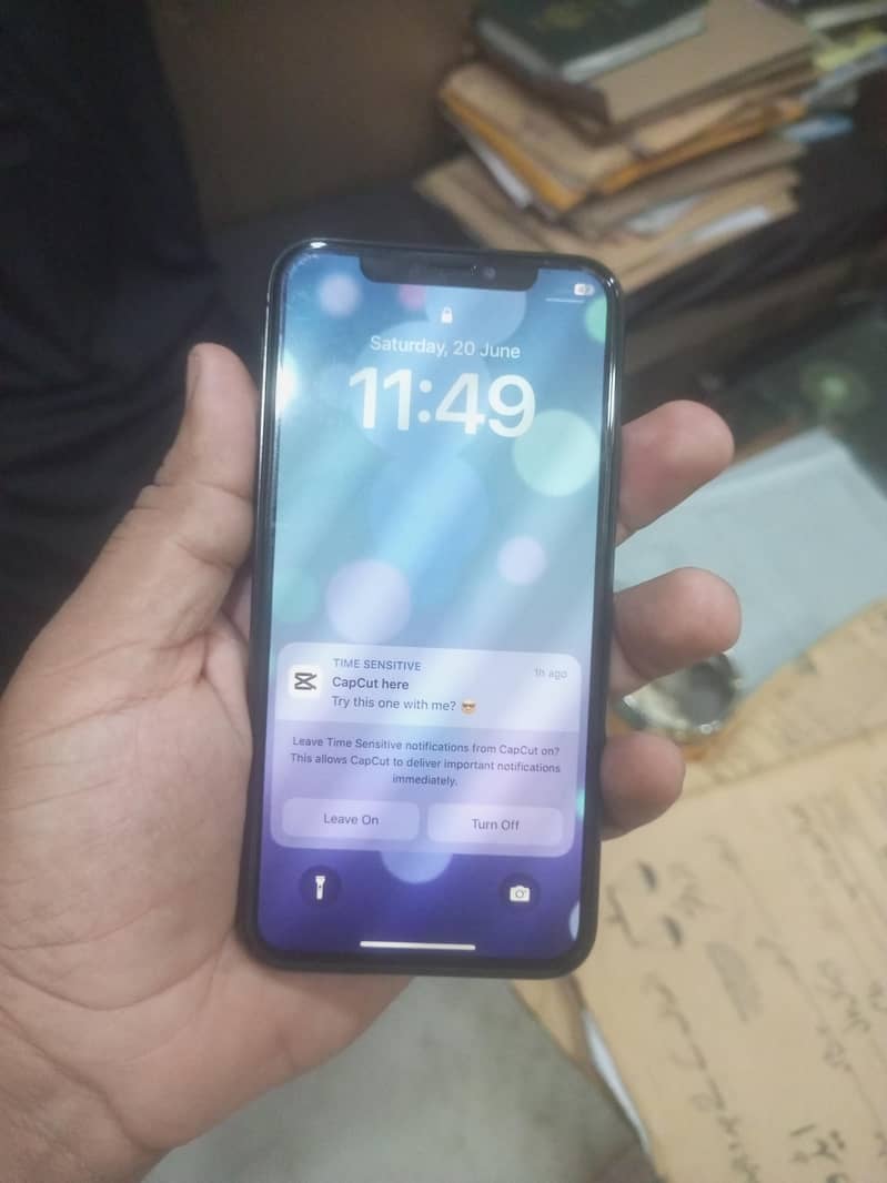 Apple iPhone XS 1