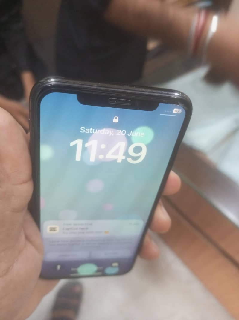 Apple iPhone XS 3