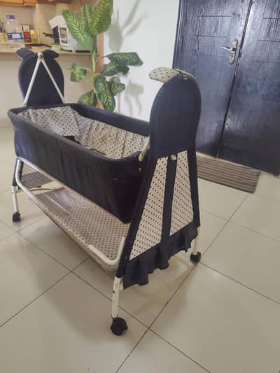 baby swing for sell