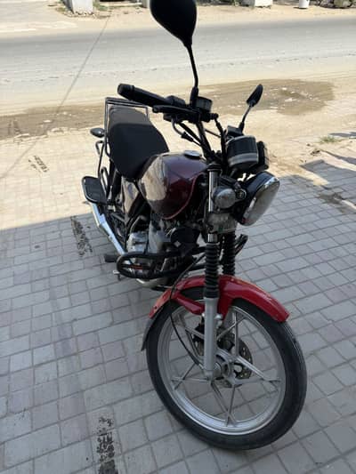 Suzuki 150 GS SE 2020 model