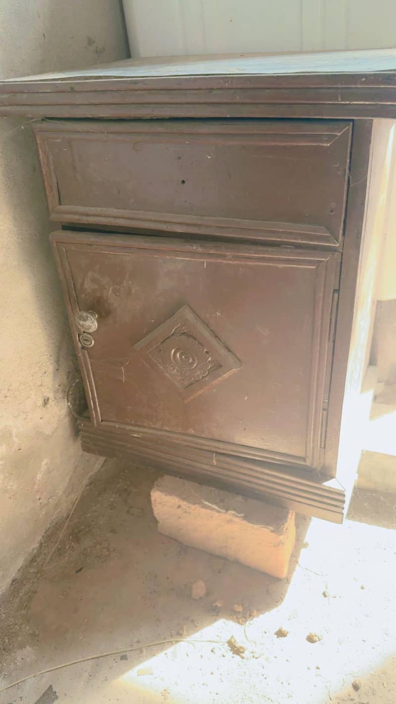 chair 1