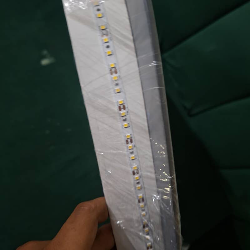 LED Mirror 1