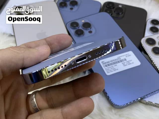Apple iPhone 13 0