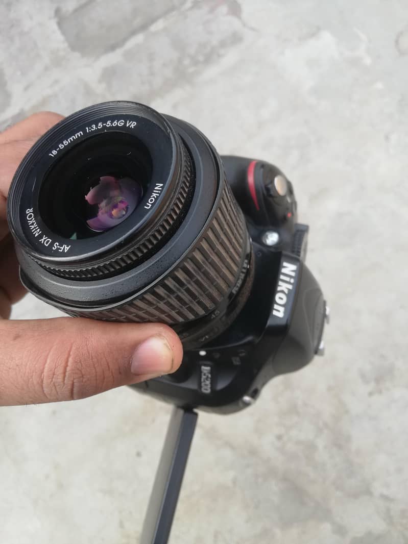 D5200 1