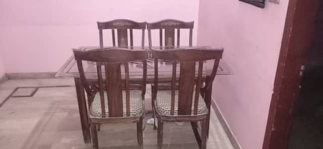 DINNING TABLE