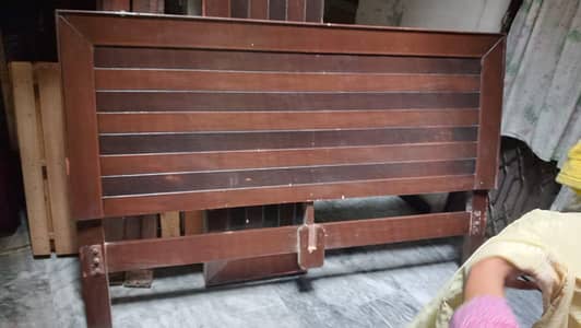Home used bed available for sale