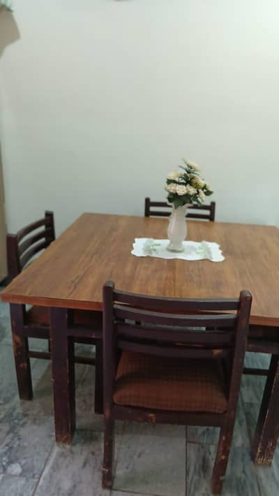 Dinning Table with Chairs
