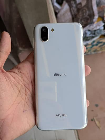 Aquos R2 Docomo