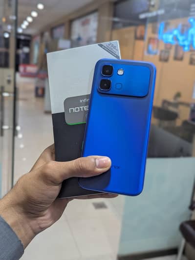 Infinix Note Edge 12Gb 256Gb (11 month official Warranty) 10/10