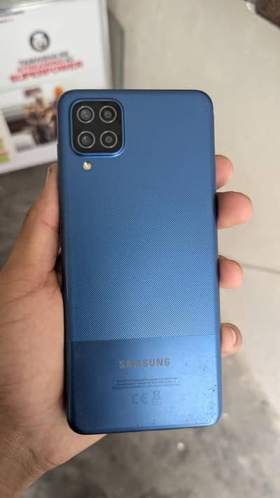 Samsung A12