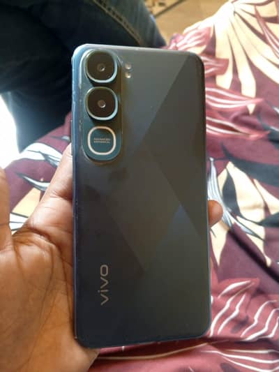 Vivo Y21d 6gb ram 128 gb memory