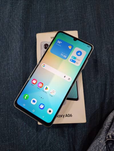 Samsung Mobile A06