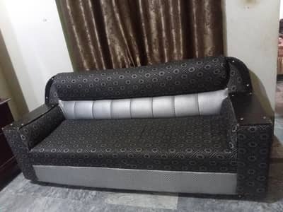 Six seater sofa set