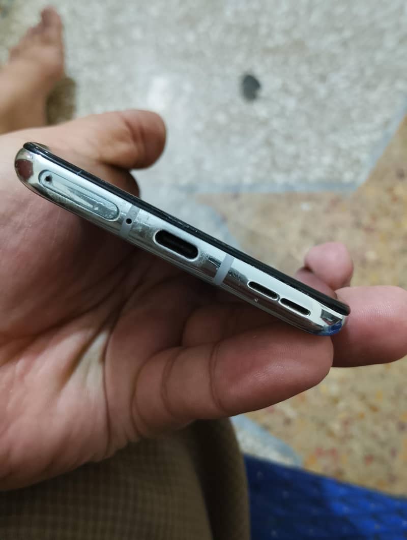 One Plus 8T 3