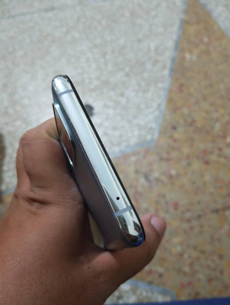 One Plus 8T 6