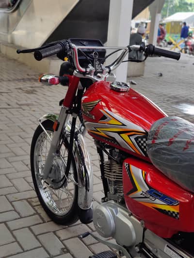 125 Honda CG 125 | 2025 Model | Urgent Sale | 6000 KM Driven Honda 125