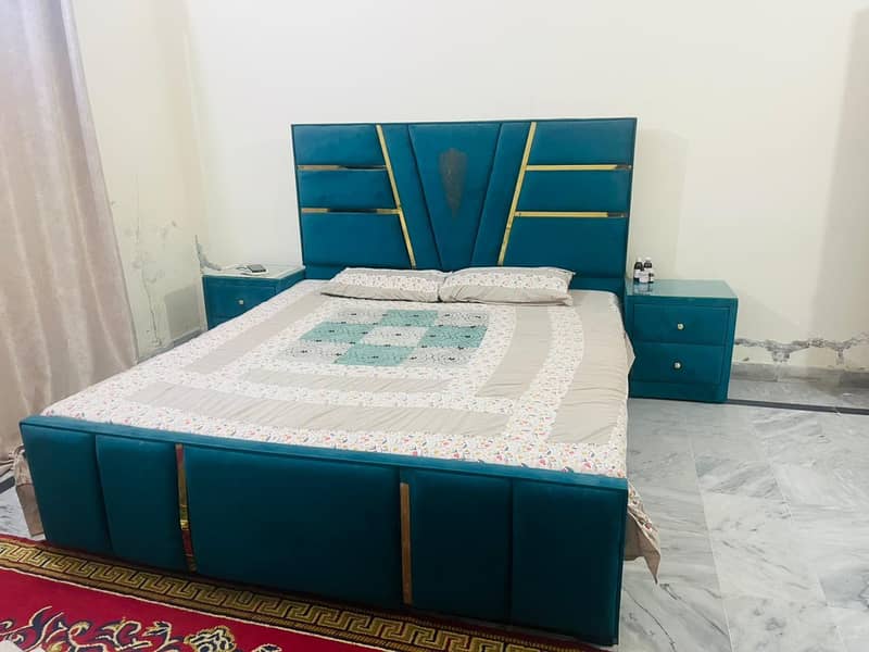 double bed with side table 0