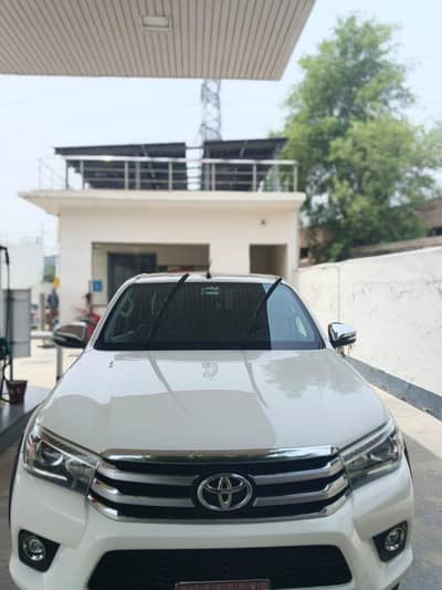 Toyota revo 2020