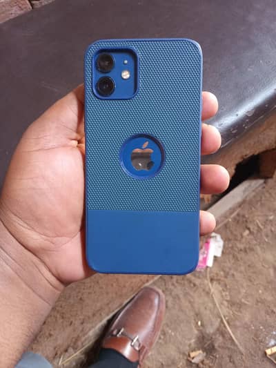 Apple iPhone 12