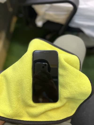 Apple iPhone 11 FU SIM TIME