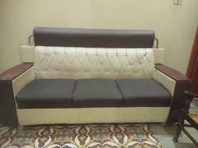 6 seater sofa set available for sell 3+2+1 design sofa set