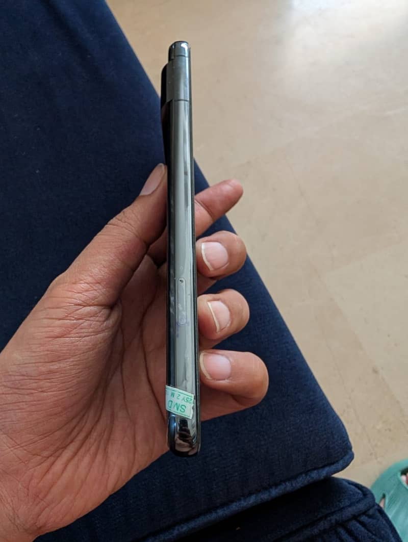 Google Pixel 8 Pro 4