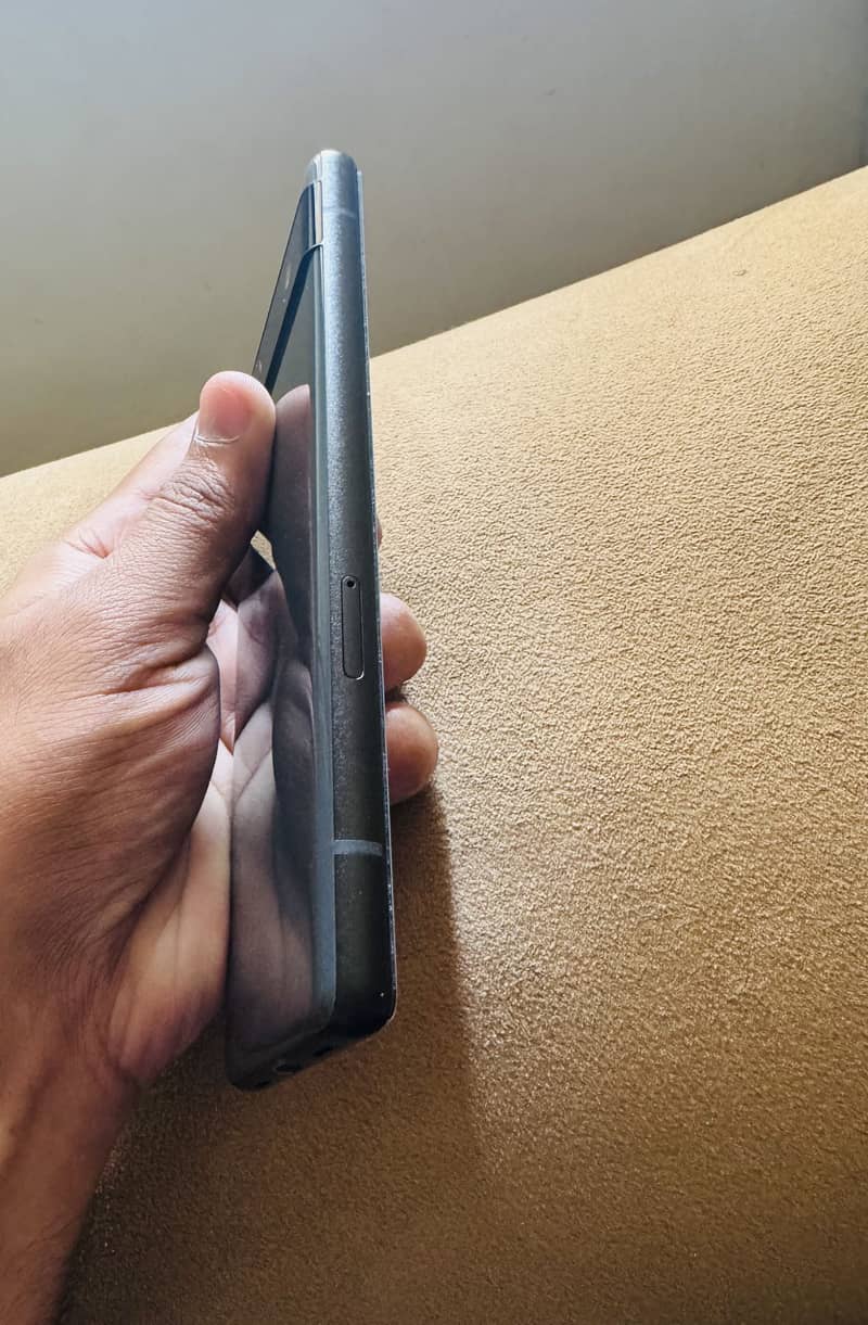 Google Pixel 6a 5