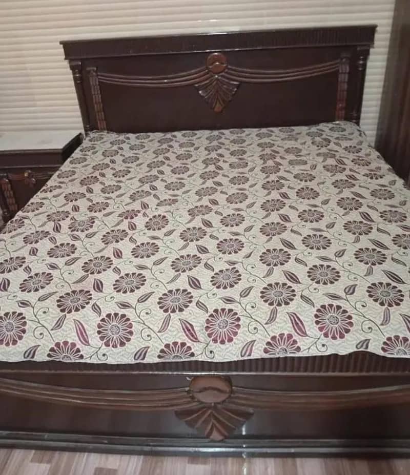 King size Bed 2