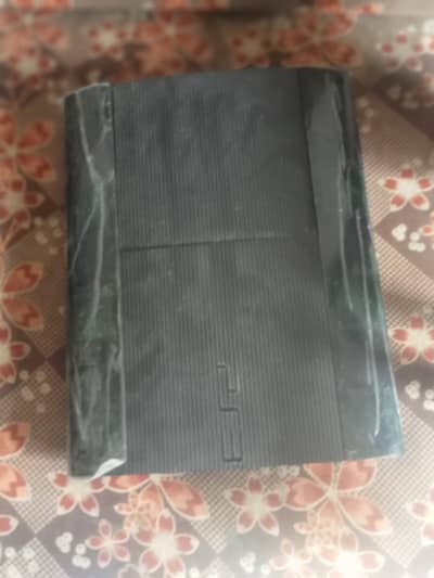 PS3 gaming console 10/10 only 3 month used