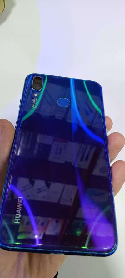 Huawei Nova 3i