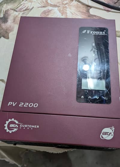 Fronus PV2200  1.6Kw Solar Inverter Hybrid