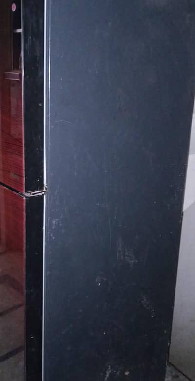 Dawlance Inverter Fridge 9191 WB Avante R – Excellent Condition